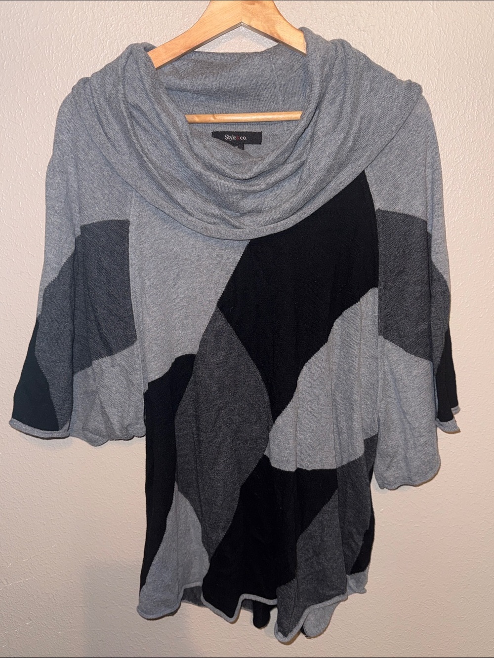 Style & Co. Gray & Black Colorblock Cowl Tunic